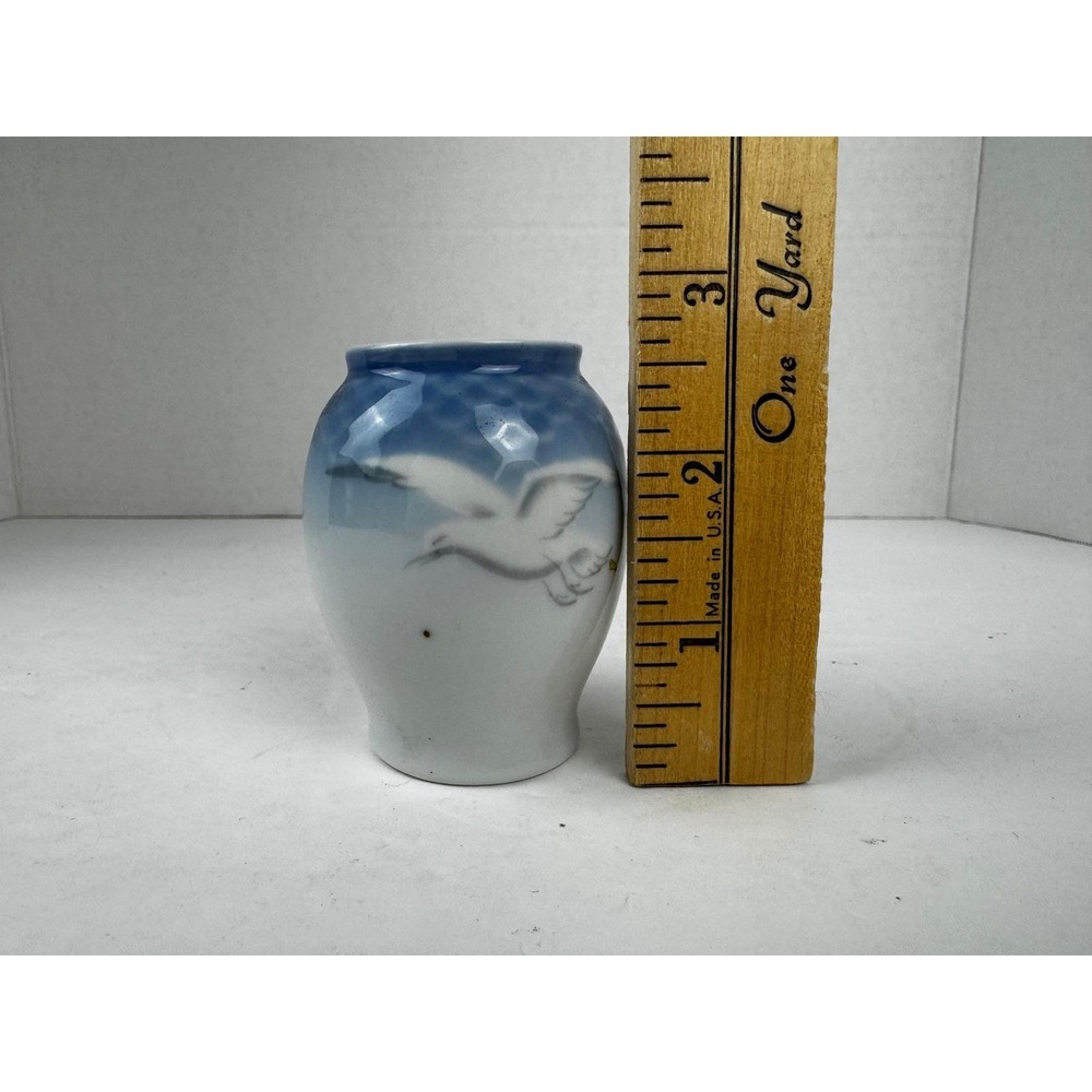 Bing & Grondahl Seagull Miniature Porcelain Vase 671 Blue Fish Scale Toothpick - Picture 8 of 8